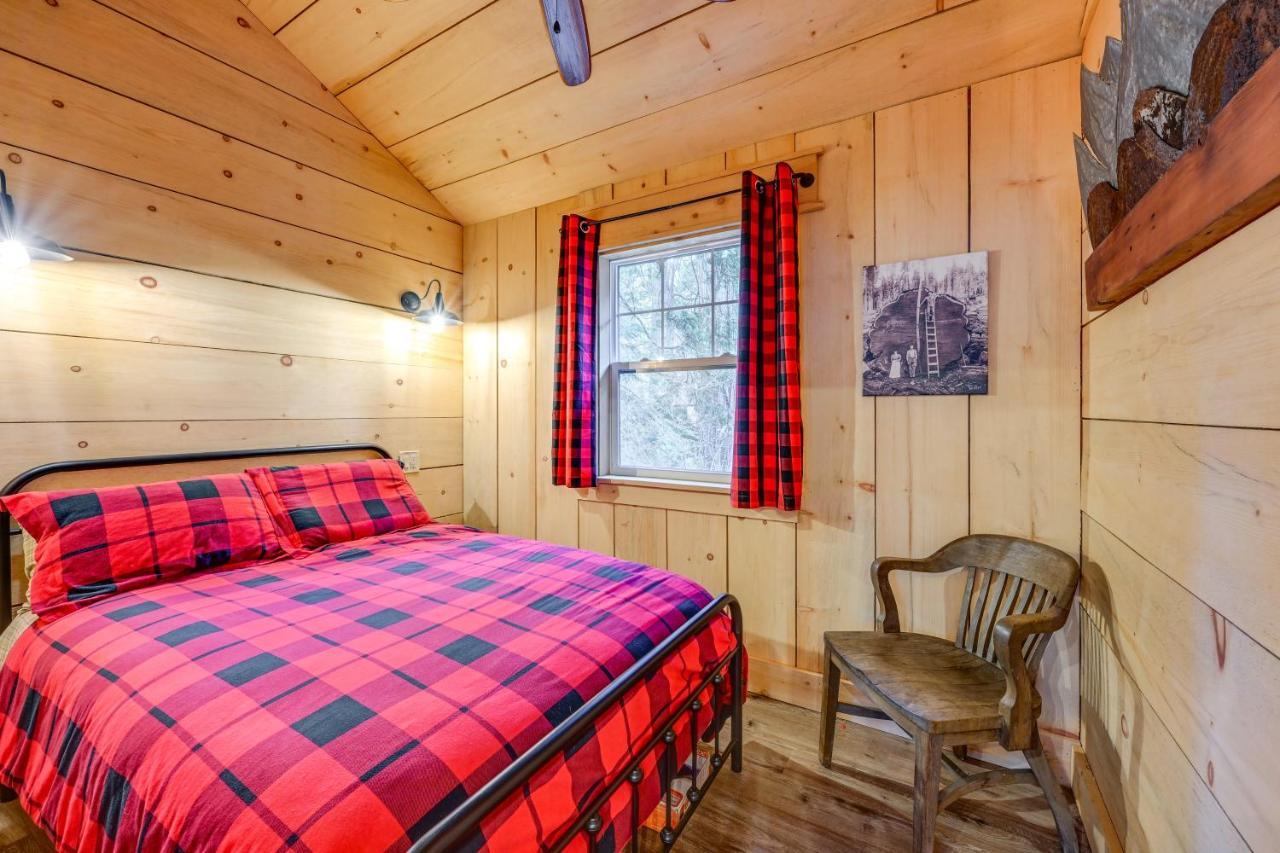 Enchanting Creekside Cabin Near Kings Canyon Park! Badger Luaran gambar